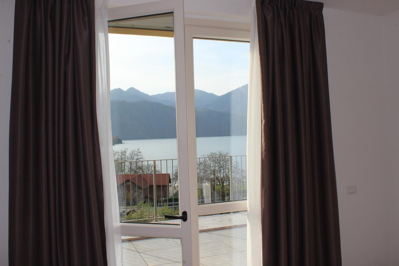 Triple Room Terrace Lake View