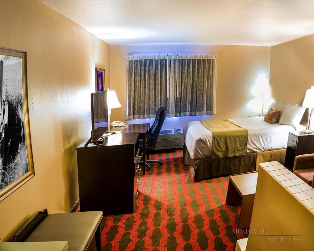 King Room with Spa Bath