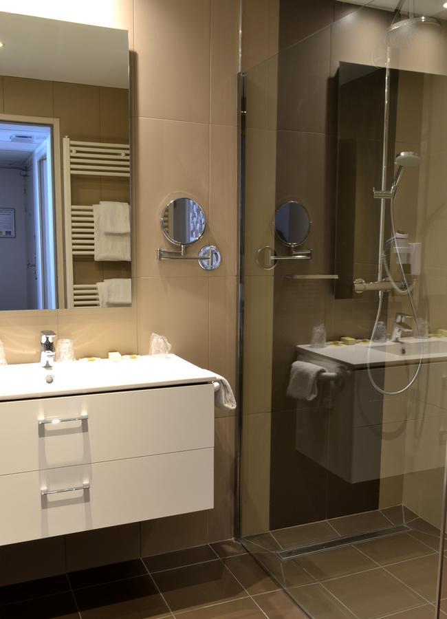Quadruple Room Private Bathroom,1517106928:JPEG