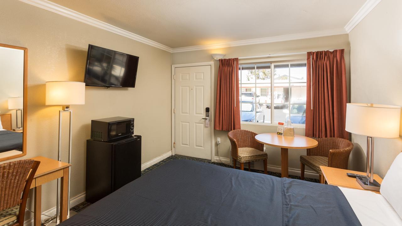 Queen Room