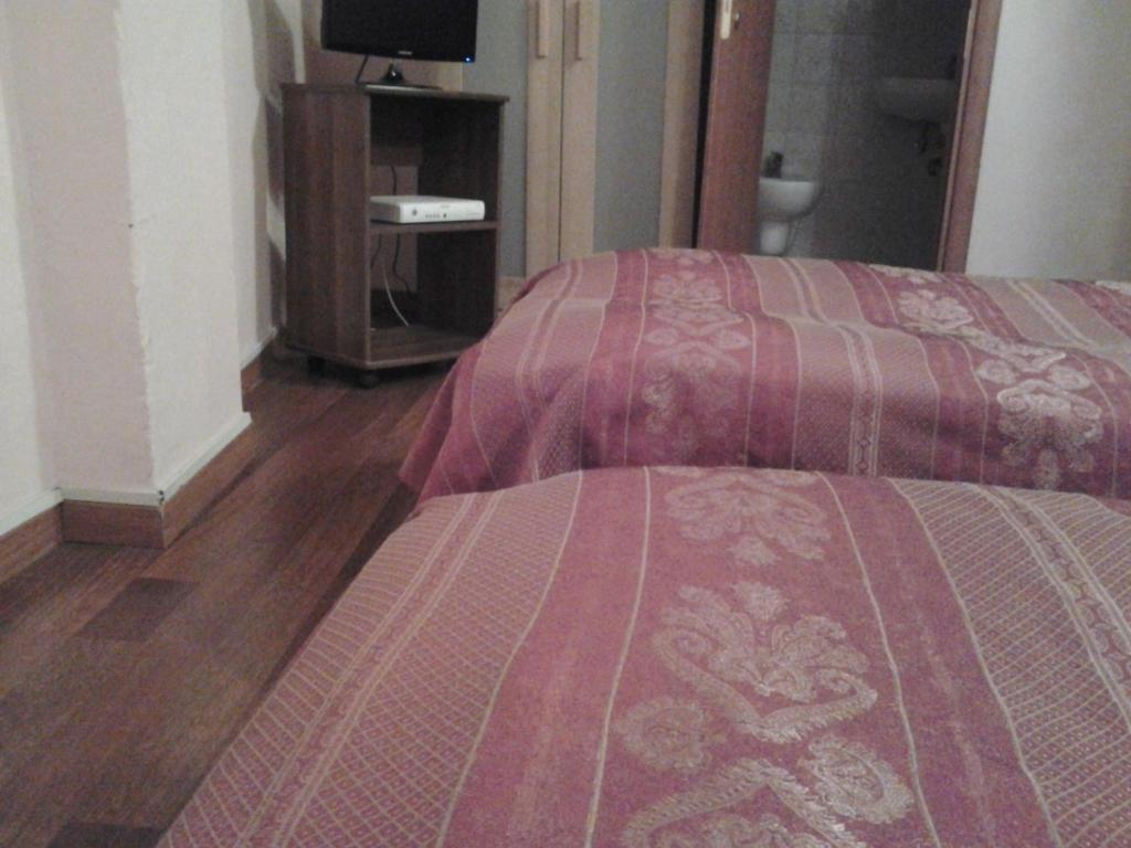 Standard Twin Room,378441718:JPEG