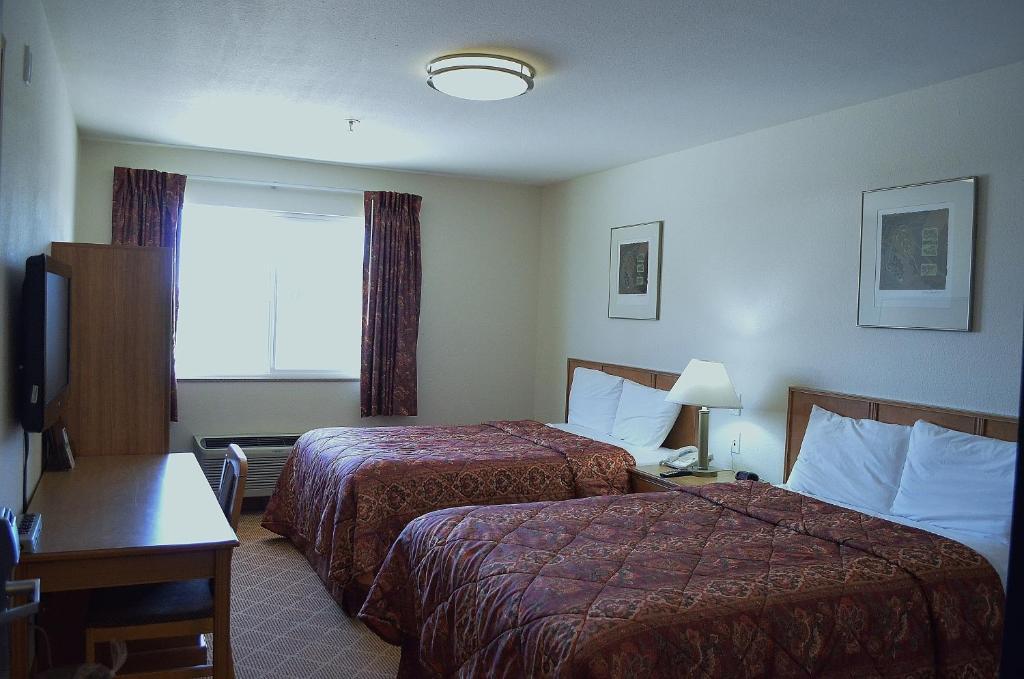 Double Studio Two Double Beds Non-Smoking