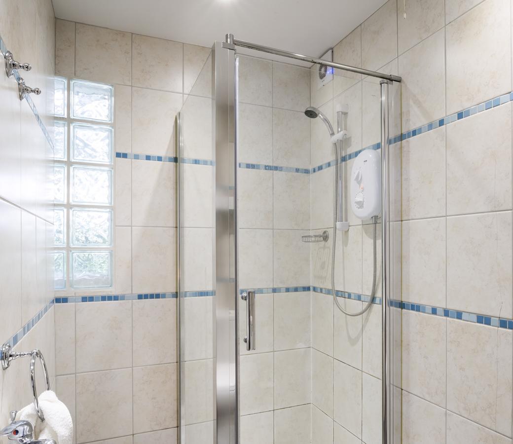 Habitación Individual con baño compartido