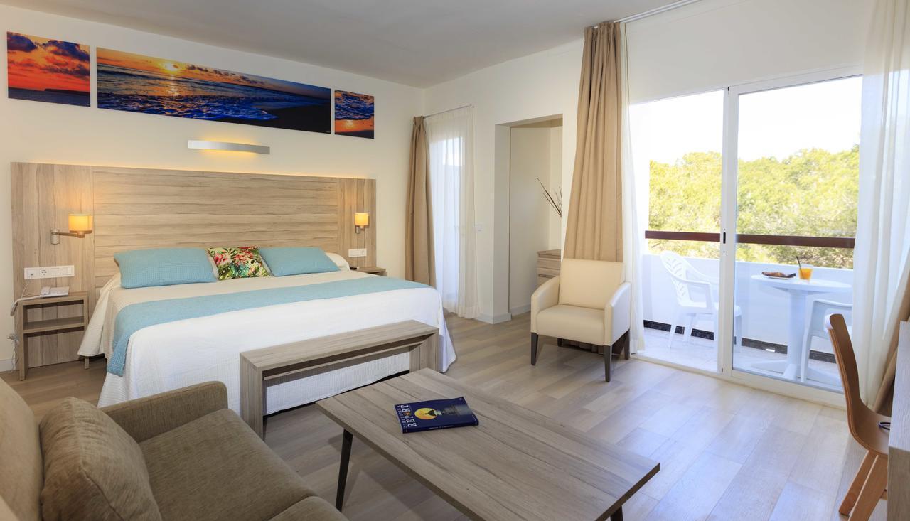 Superior Double Room,529121262:JPEG