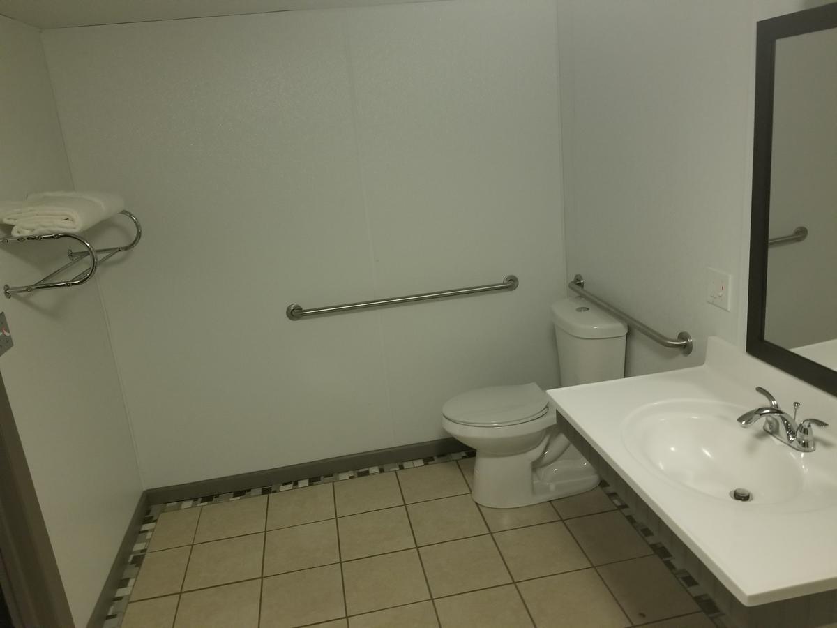 Queen Room - Disability Access