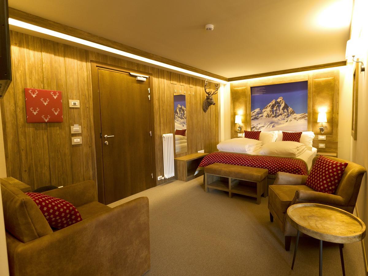 Classic Quadruple Room,541151268:JPEG
