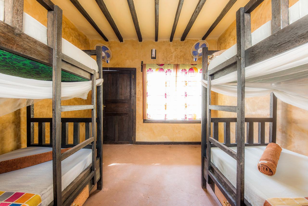 Posto Letto in Dormitorio Misto