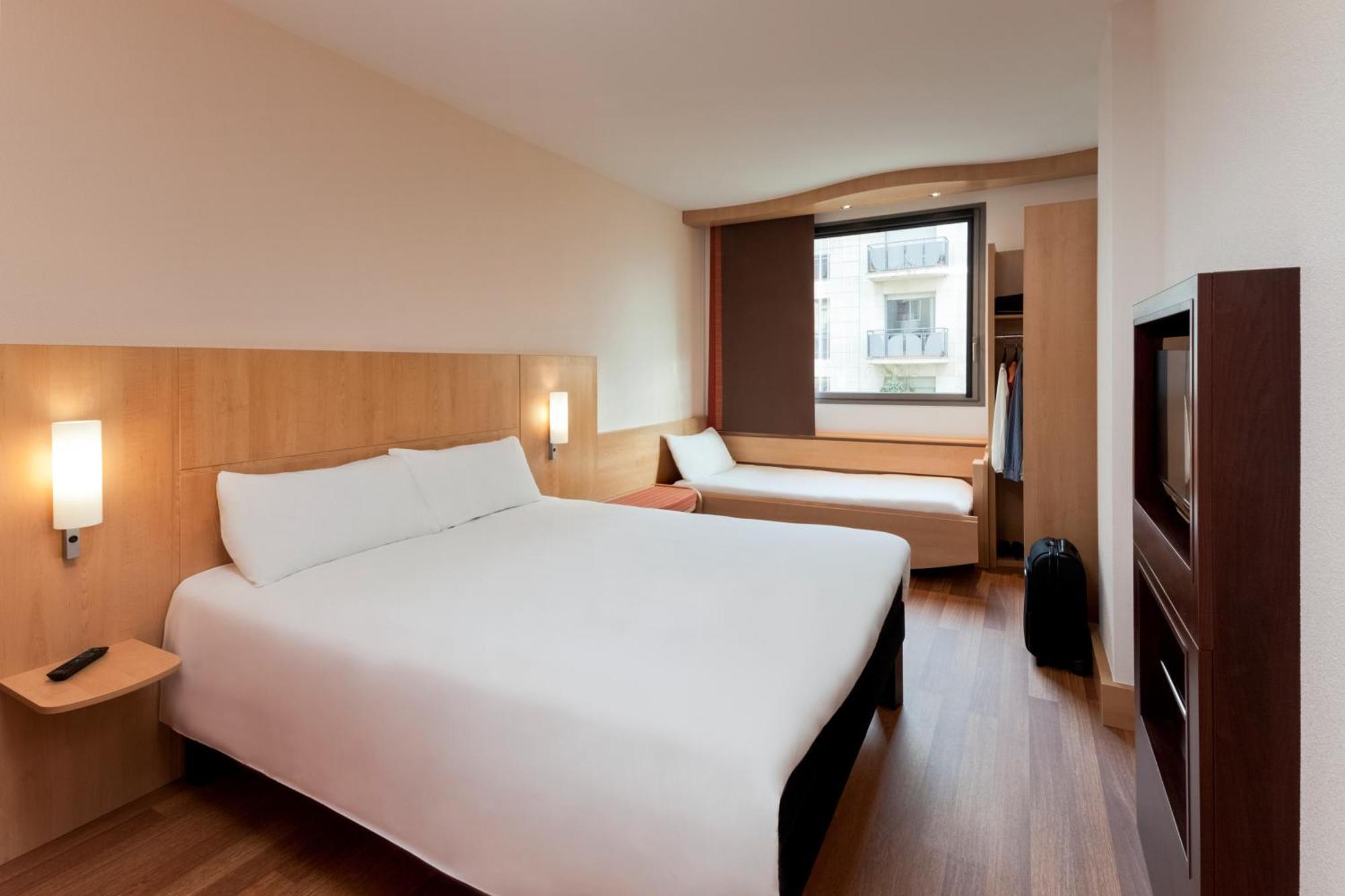 Chambre Double avec Lit d'Appoint