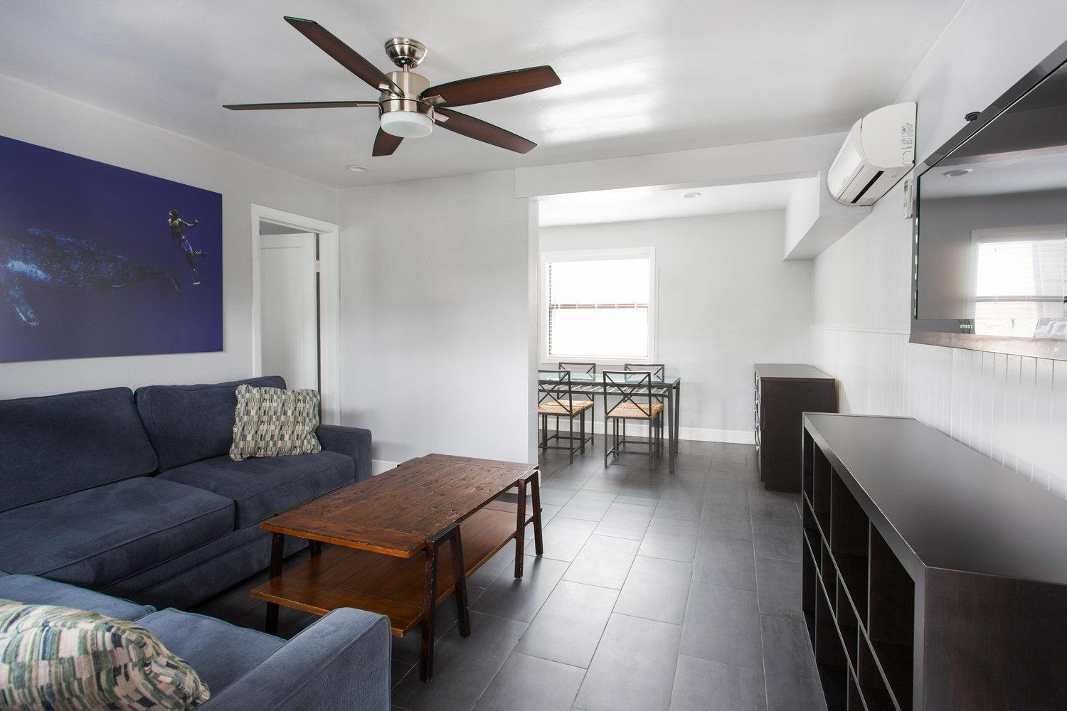 One-Bedroom Queen Suite with Kitchen