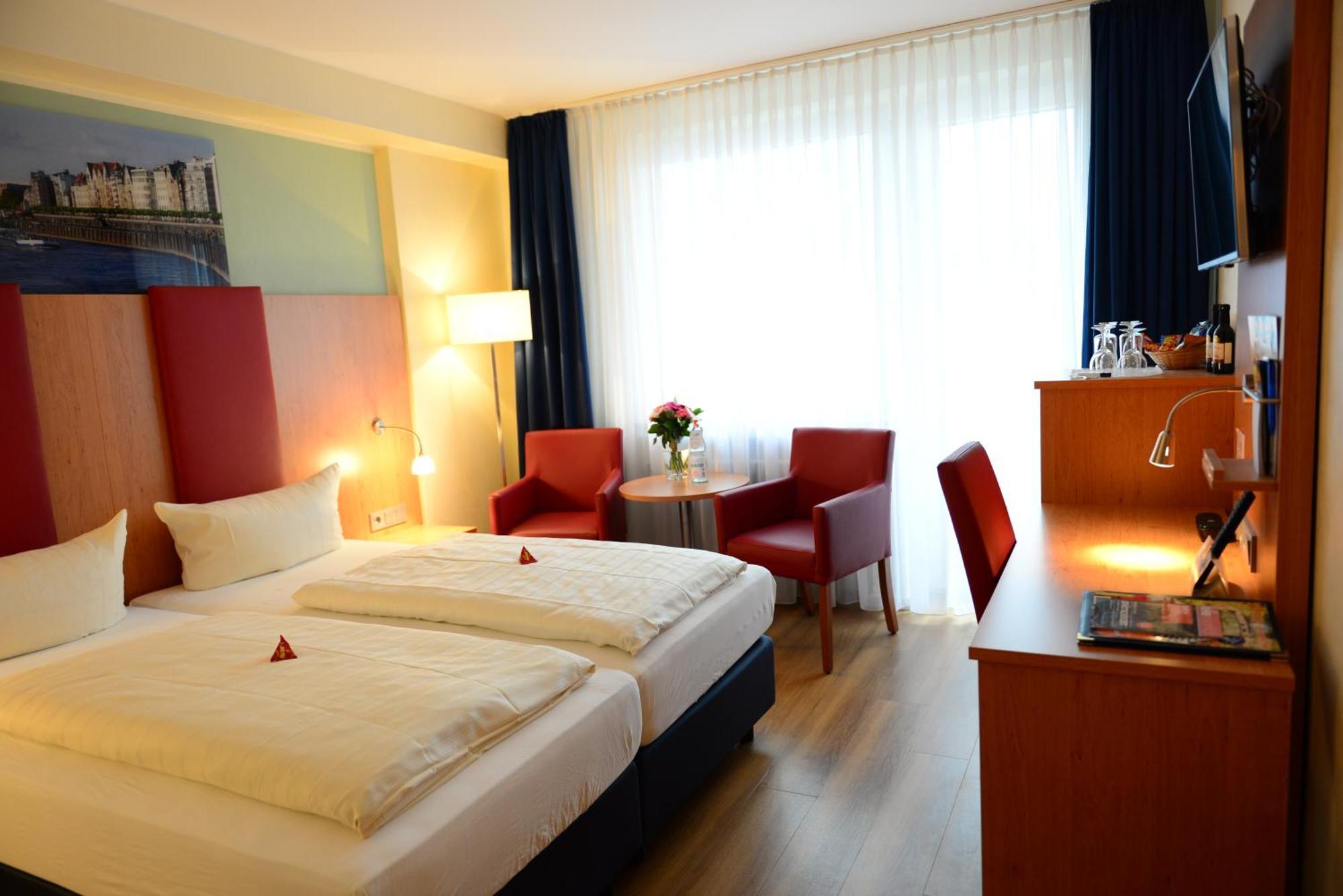 Doppelzimmer mit Balkon