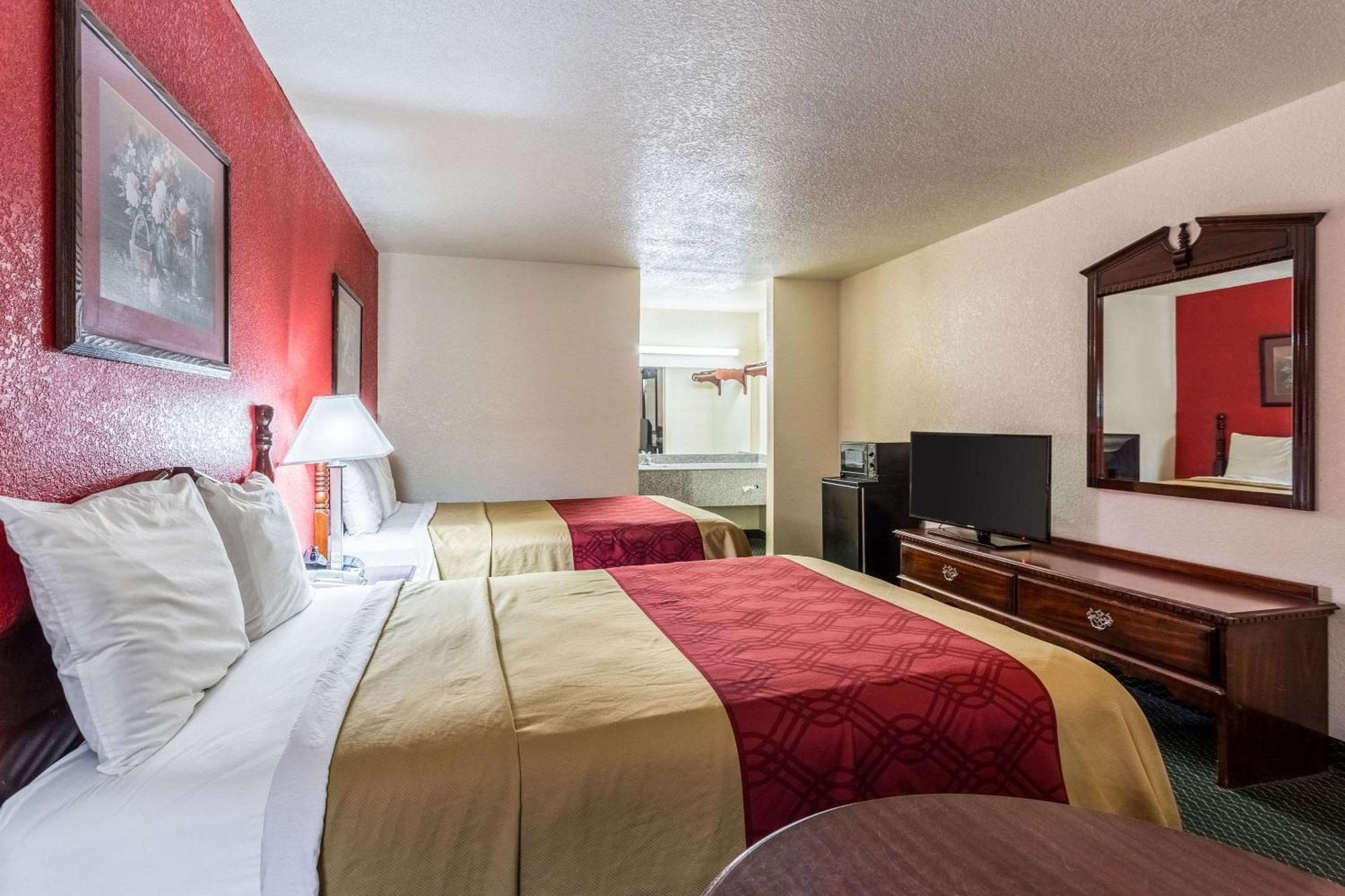 Double Room with Two Double Beds - Smoking