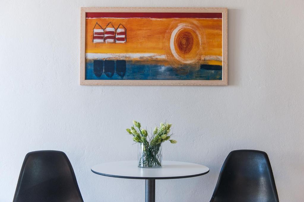 Studio with Partial Sea View