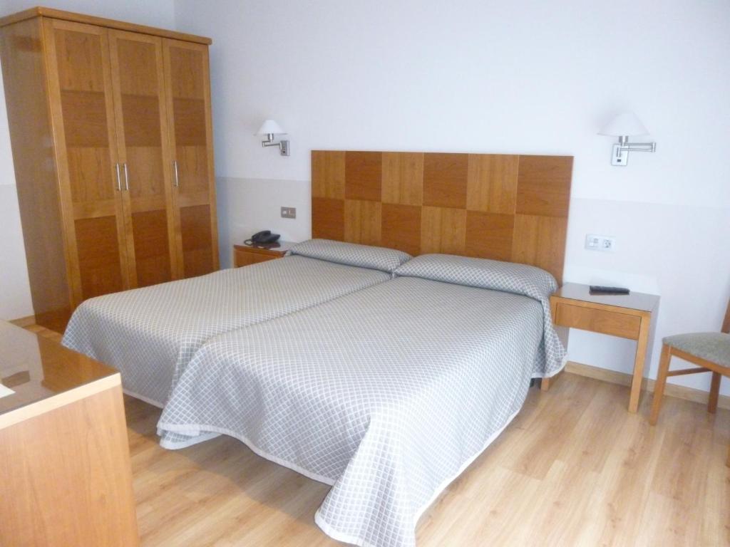 Double or Twin Room,59435257:JPEG