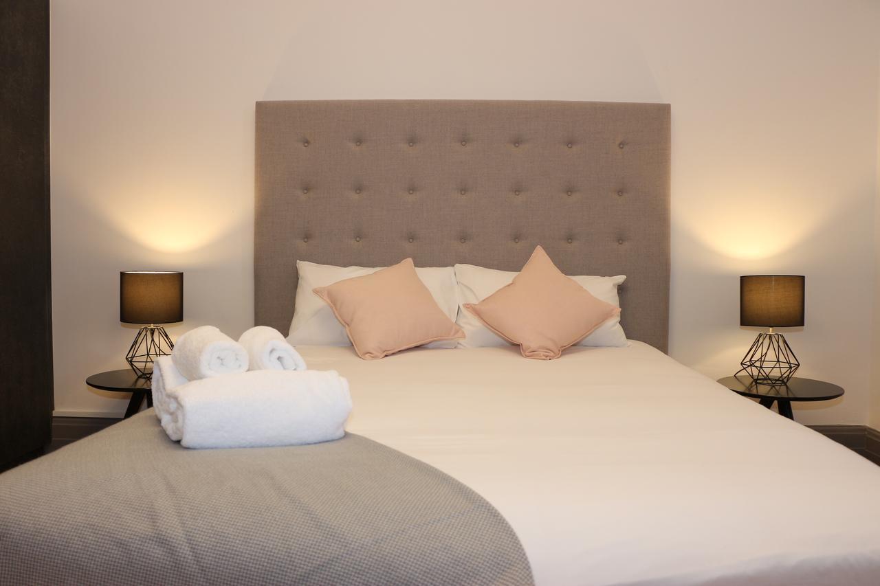Queen Room with Shared Bathroom