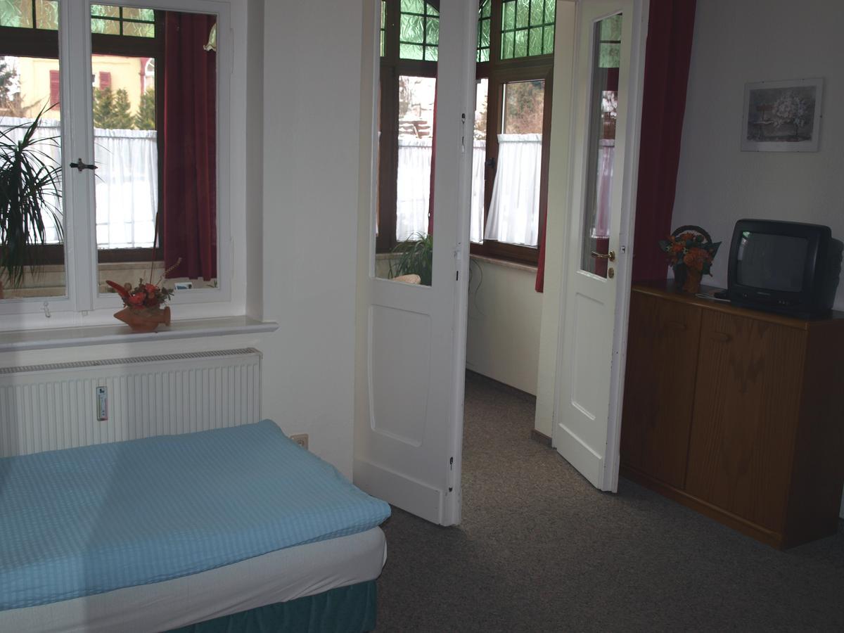 Zweibettzimmer