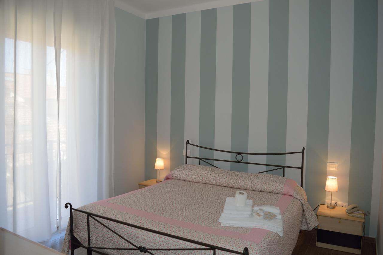 Double Room,630934554:JPEG