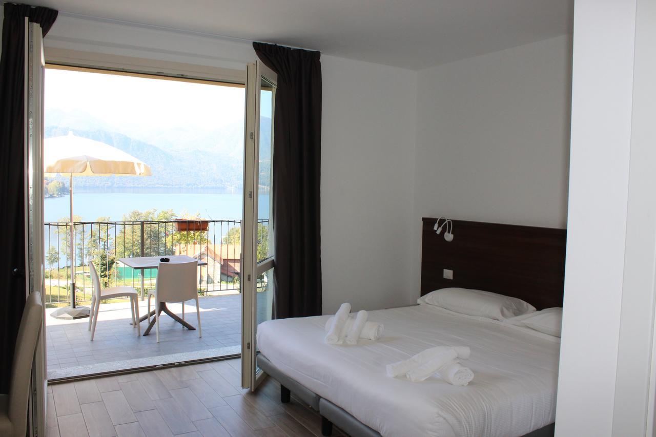 Double Room Terrace Lake View