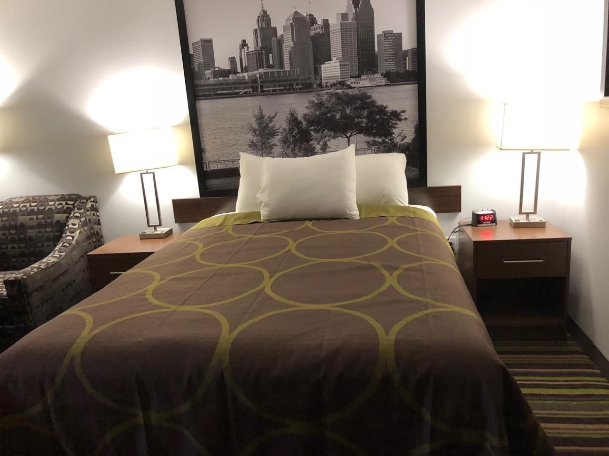 King Room - Non-Smoking