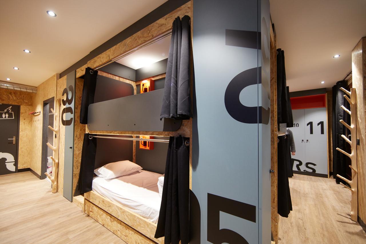 Single Bed Dormitory Room,1589544448:JPEG