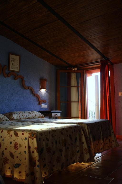 Habitación Doble con vistas a la piscina