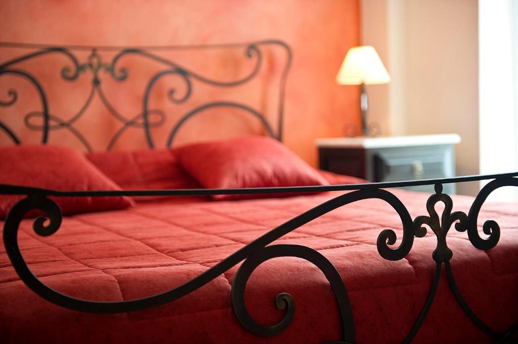 Doppel- oder Zweibettzimmer mit eigenem Bad
