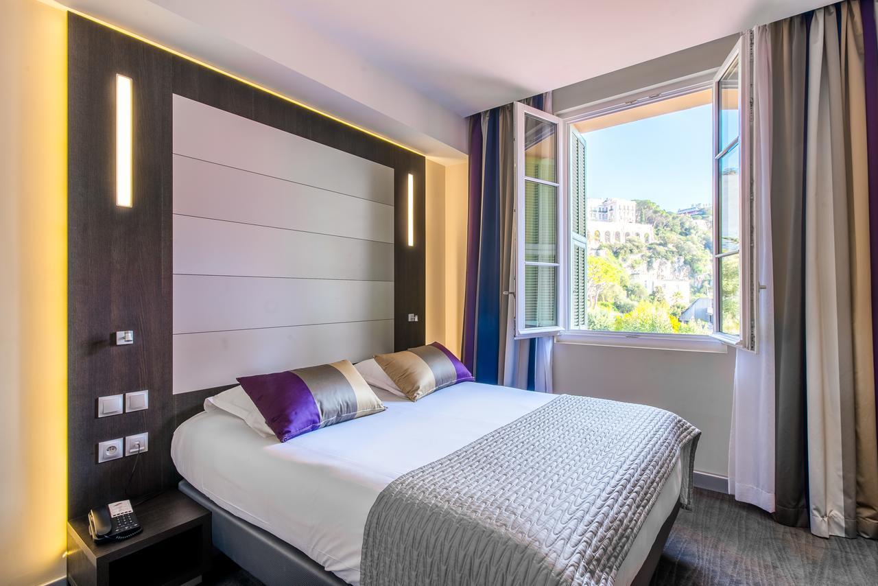 Deluxe Double Room (1 or 2 adults)