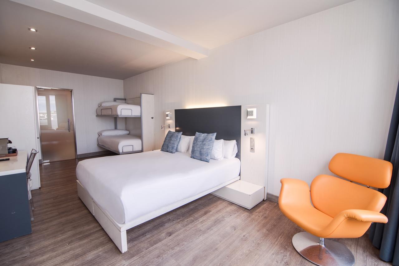 Quadruple Room Balcony,642426783:JPEG