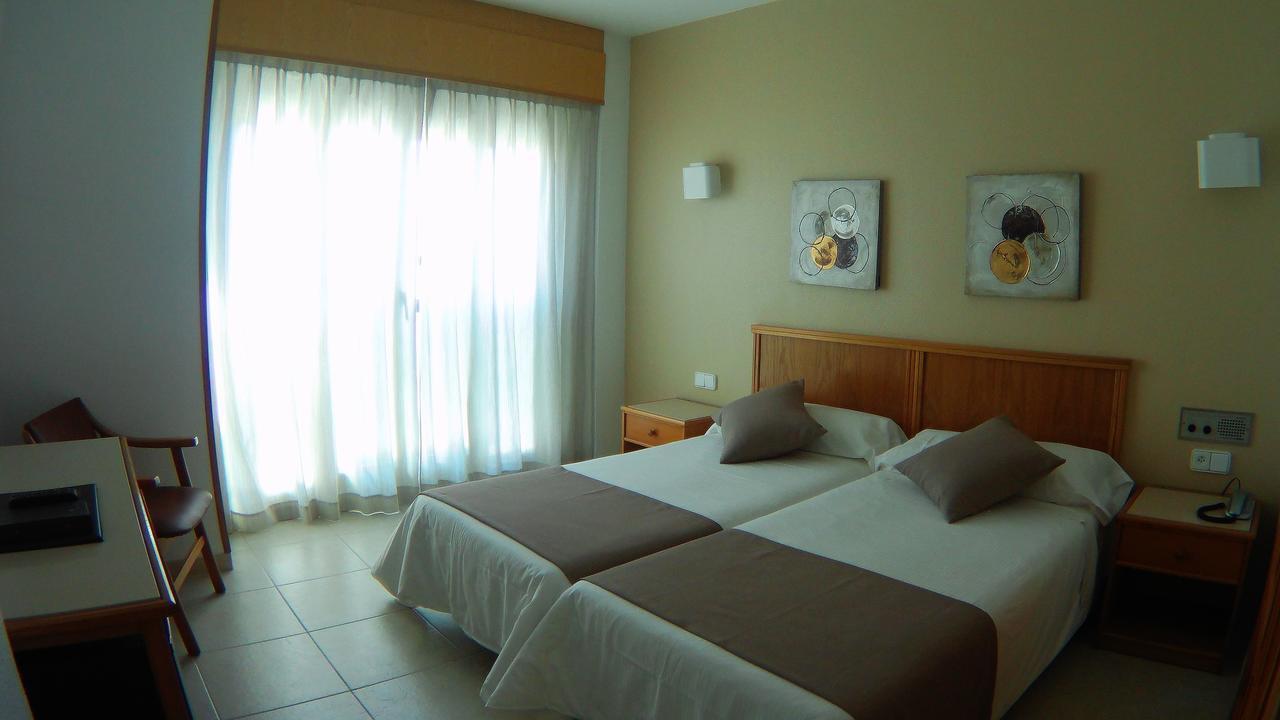 Double or Twin Room,642785073:JPEG