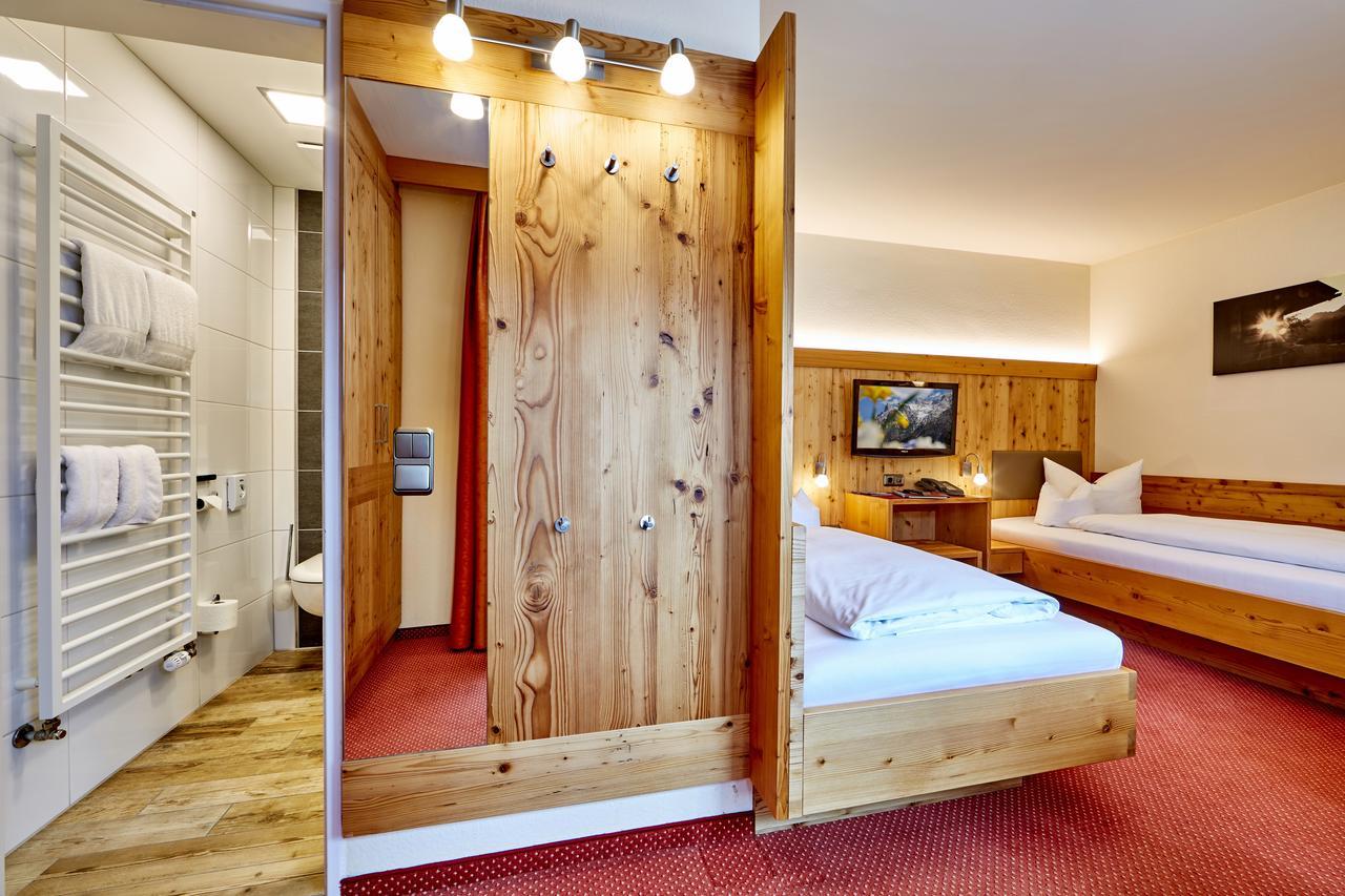 Comfort Twin Room with Balcony