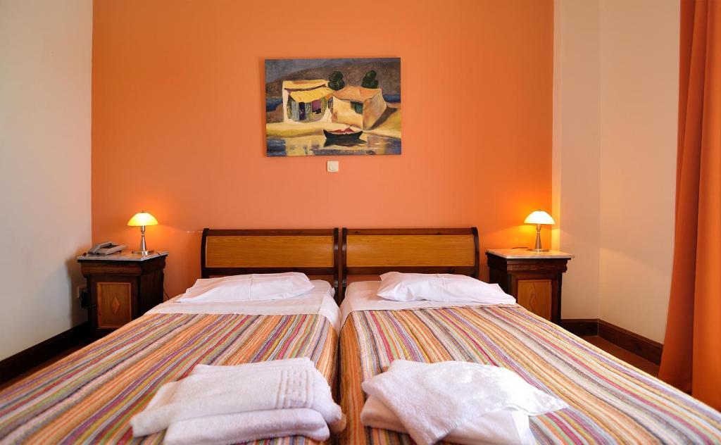 Double or Twin Room with Sea View