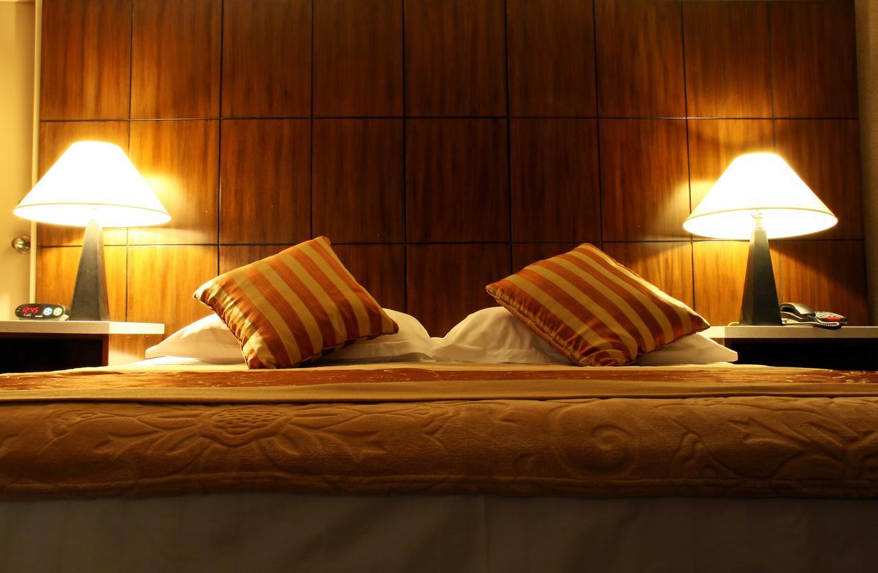 Luxury King Room