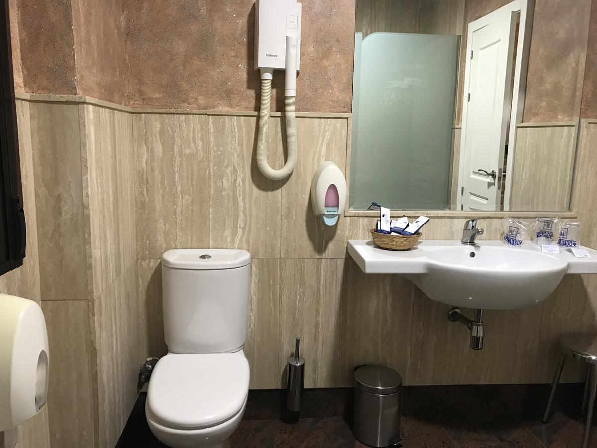 Triple Room up to 12 years old,1226876750:JPEG