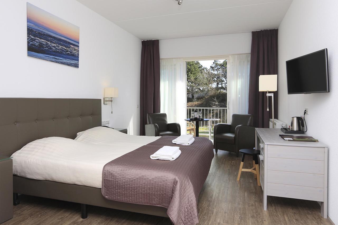 Double Room Bath or Shower