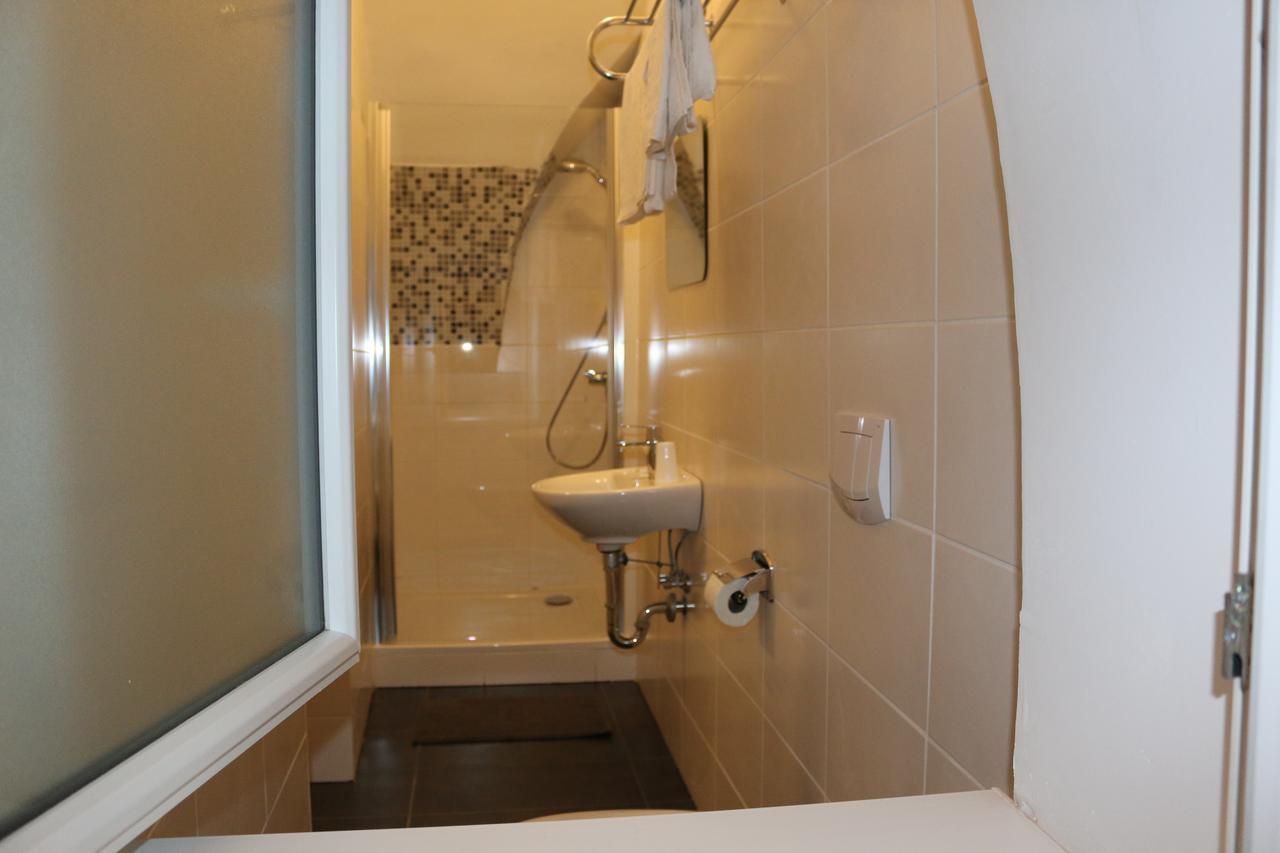 Budget Single Room