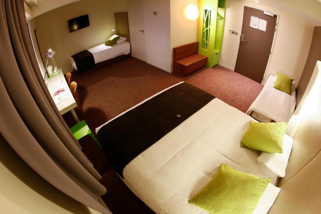 Standard Room Three Single Beds