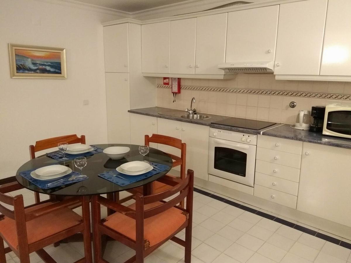 One-Bedroom Apartment,653777664:JPEG