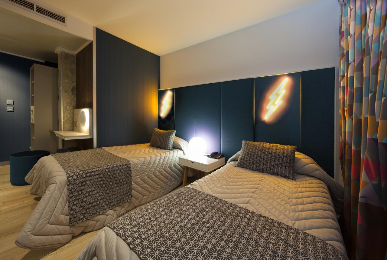 Basic Double Room,1742620052:JPEG