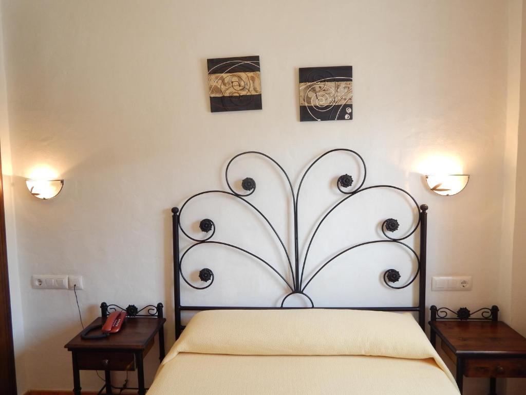 Standard Double Room,65702560:JPEG