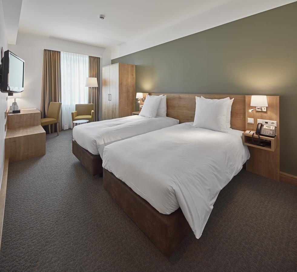 Comfort Triple Room with Shower