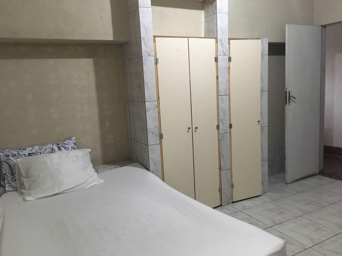 Quarto Duplo com Banheiro Privativo