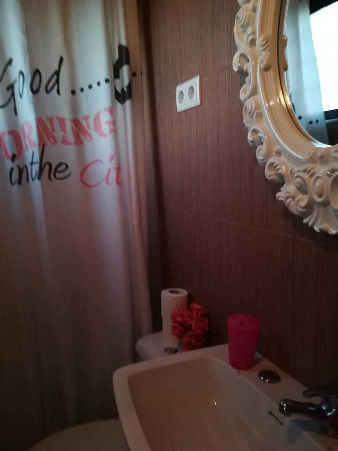 Comfort Triple Room Shower,779191614:JPEG