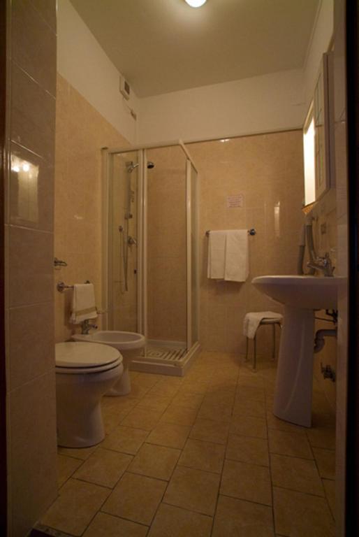 Single Room,117724804:JPEG