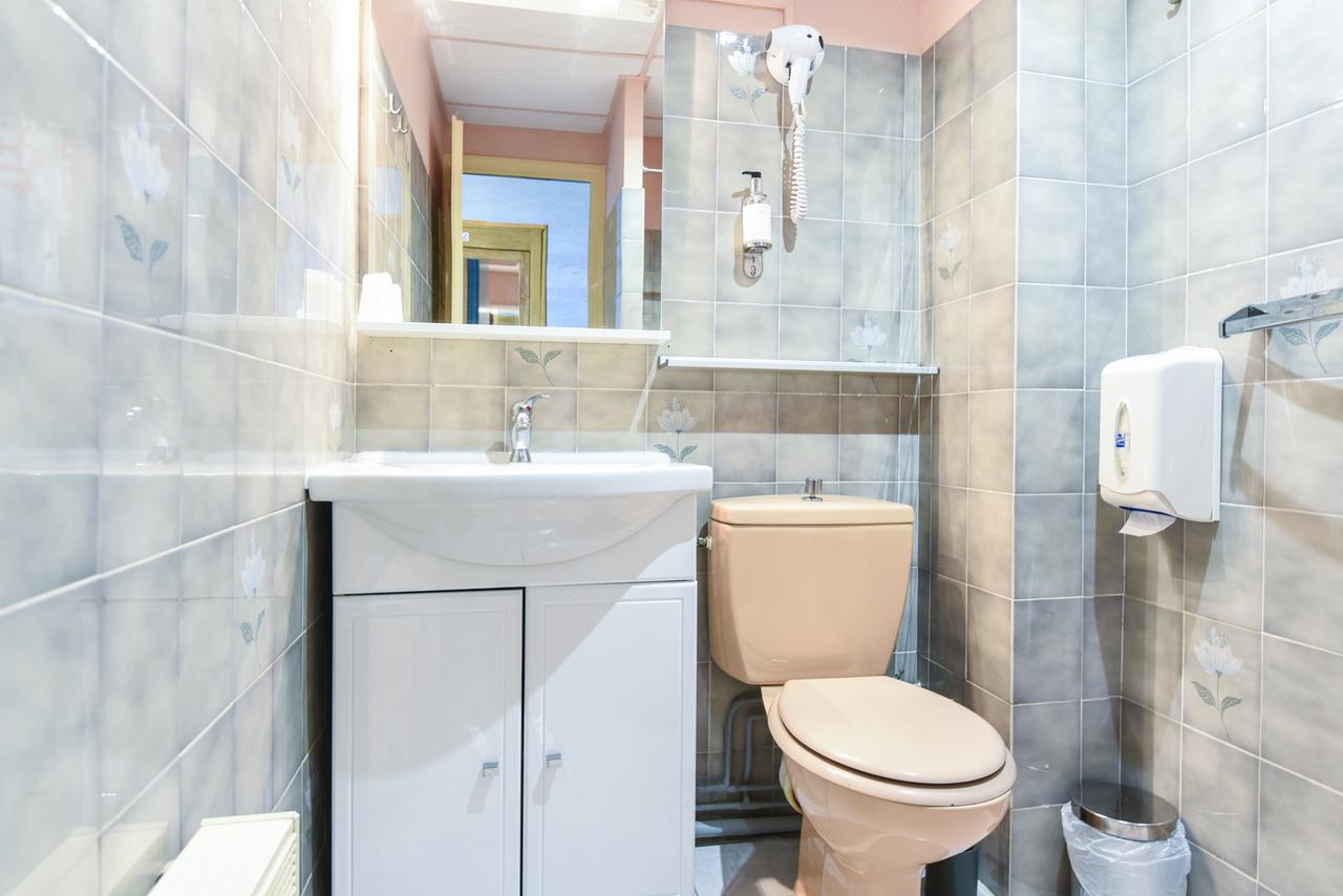 Chambre Double Côté Nord avec Douche