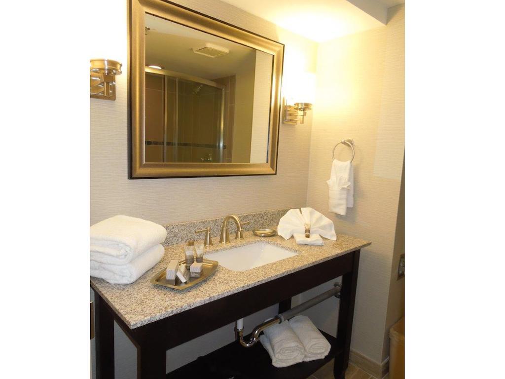 Executive Queen Room