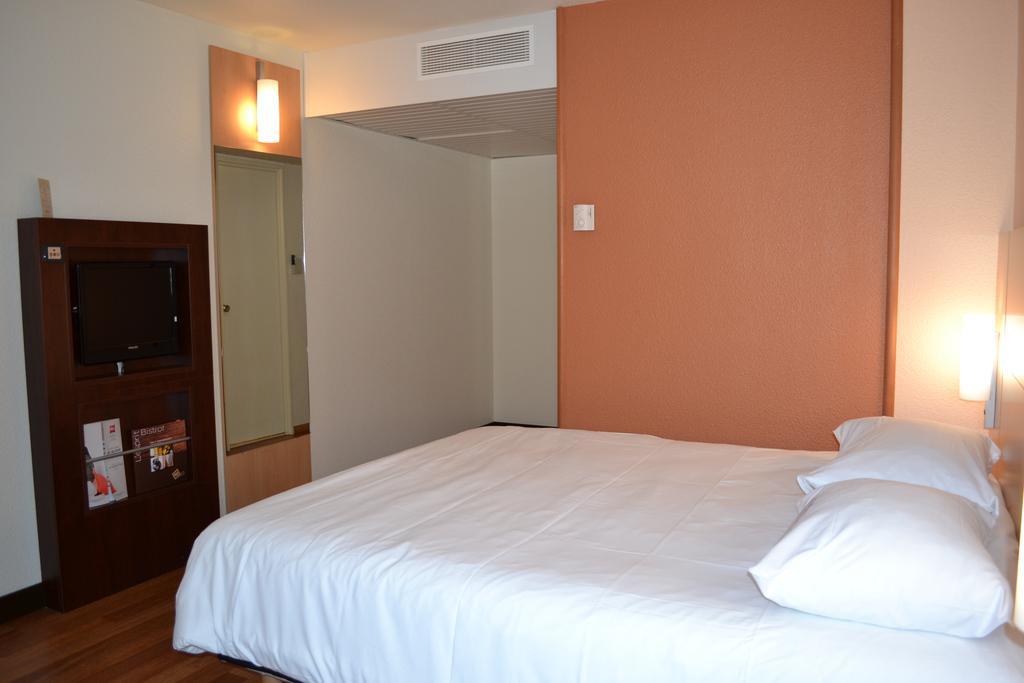 Standard Double Room,1771820666:JPEG