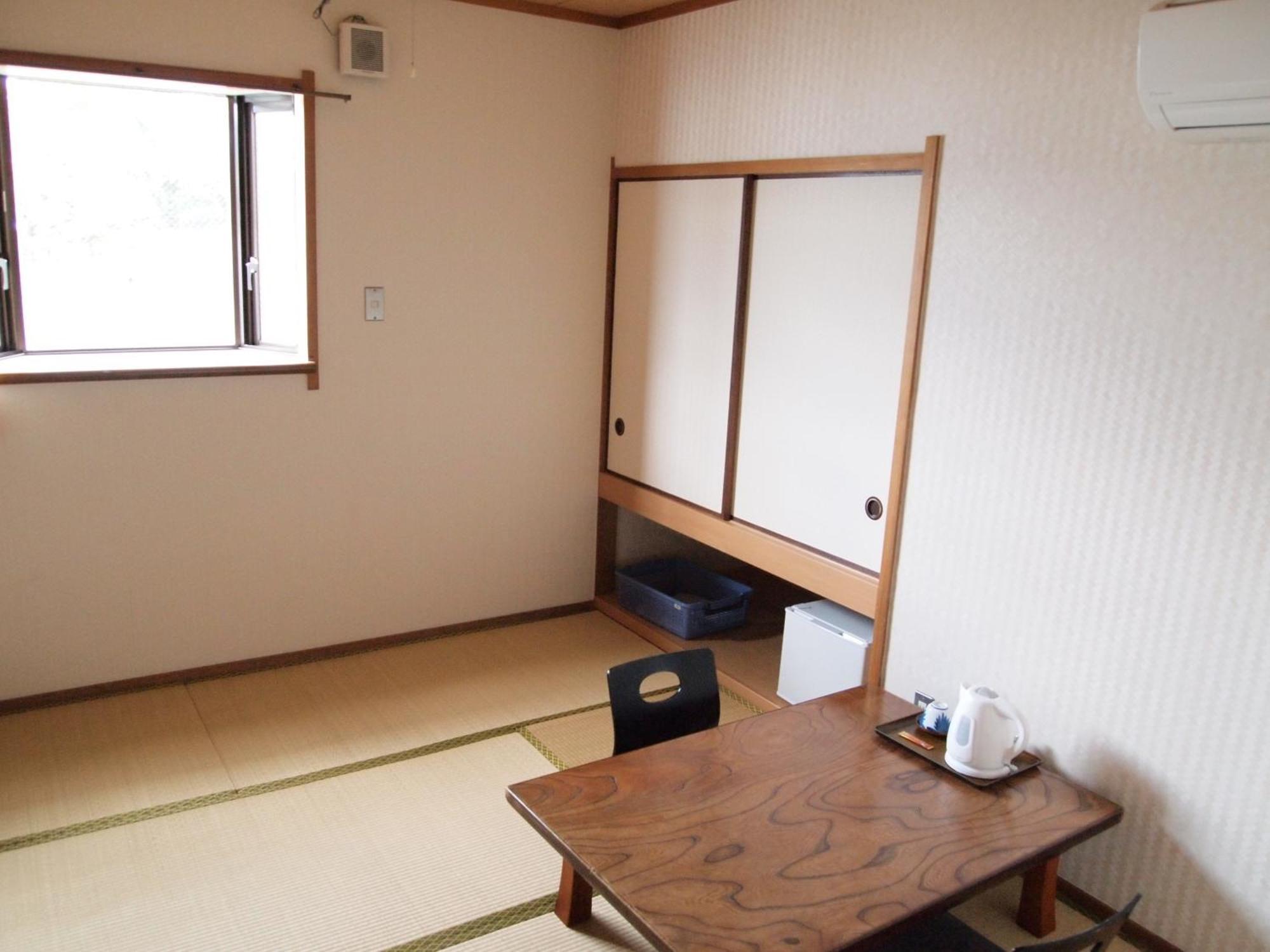 Economy Japanese-Style Twin Room Mountain View,679239711:JPEG