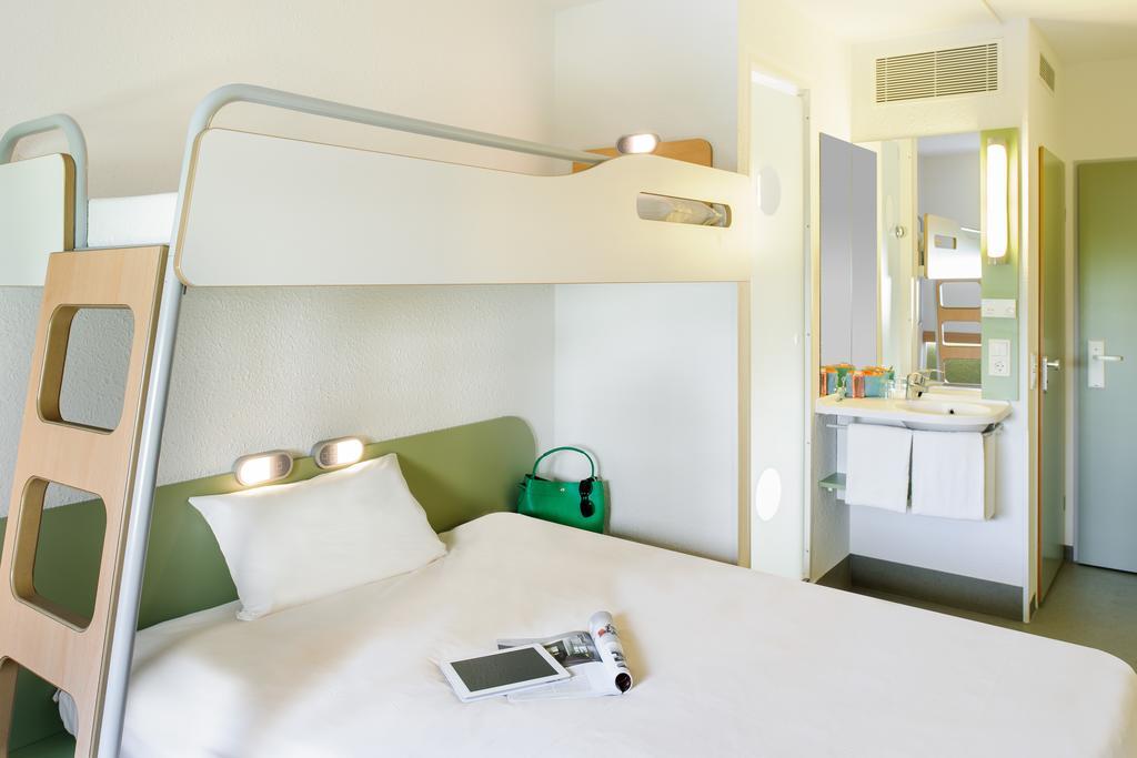 Double Room,980884786:JPEG