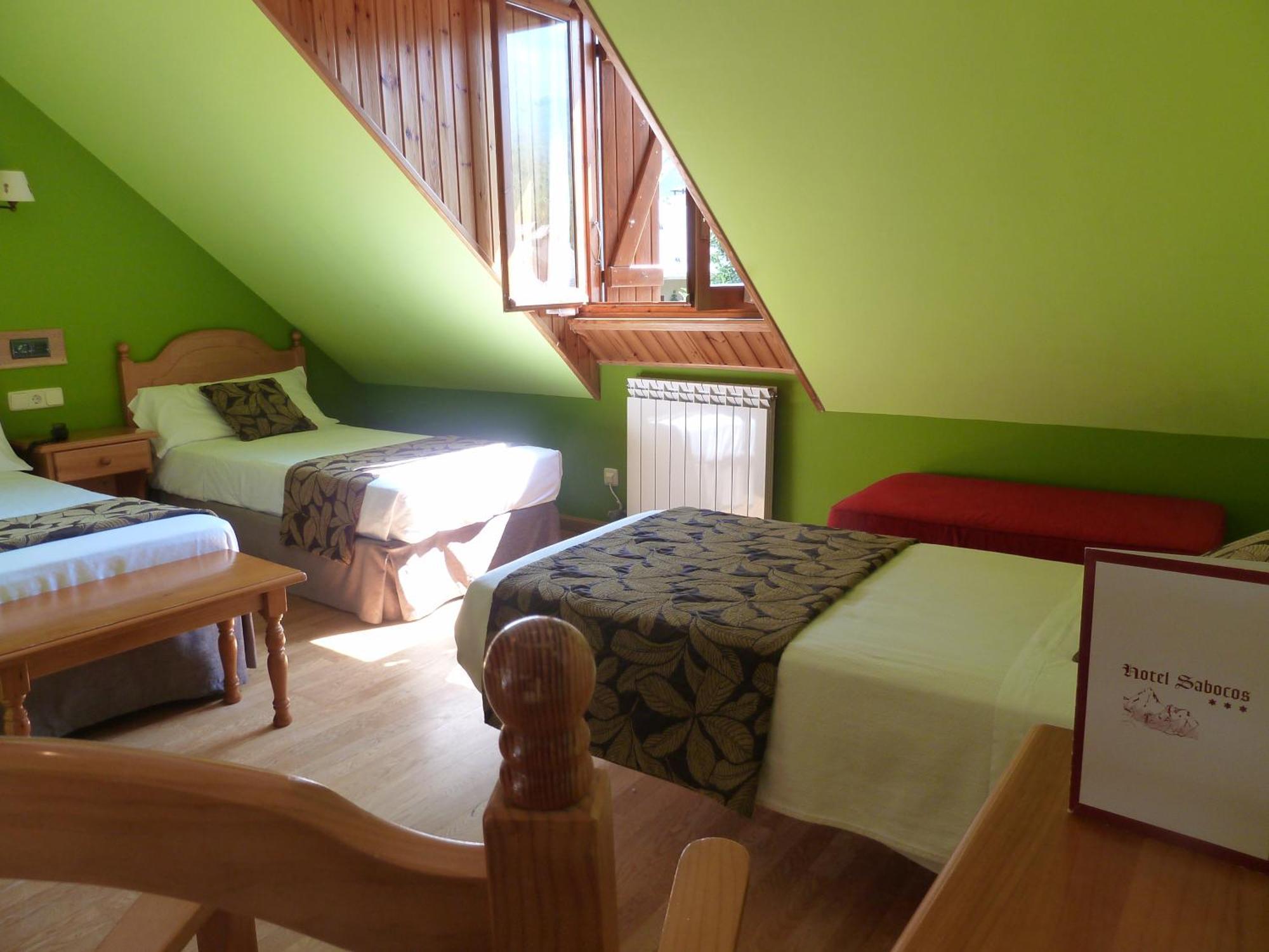 Triple Room,1588107244:JPEG