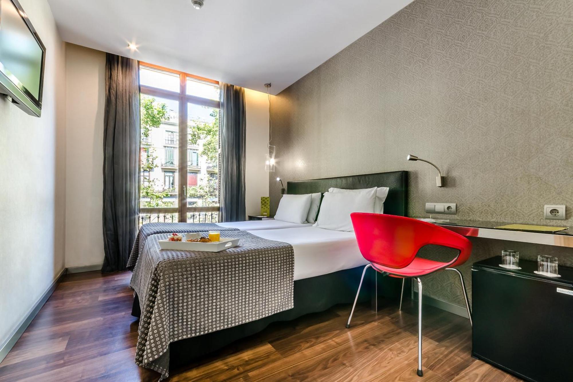 Double or Twin Room Las Ramblas View