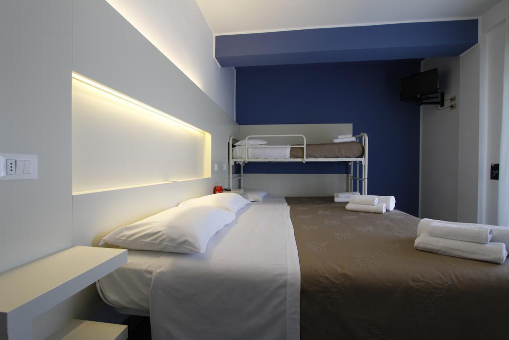 Quadruple Room,81258630:JPEG